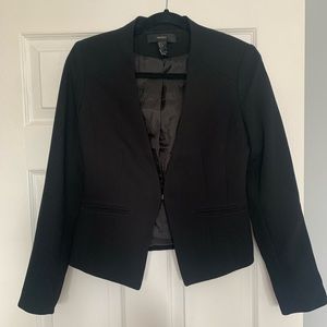 Small black Forever 21 blazer with padded shoulders
